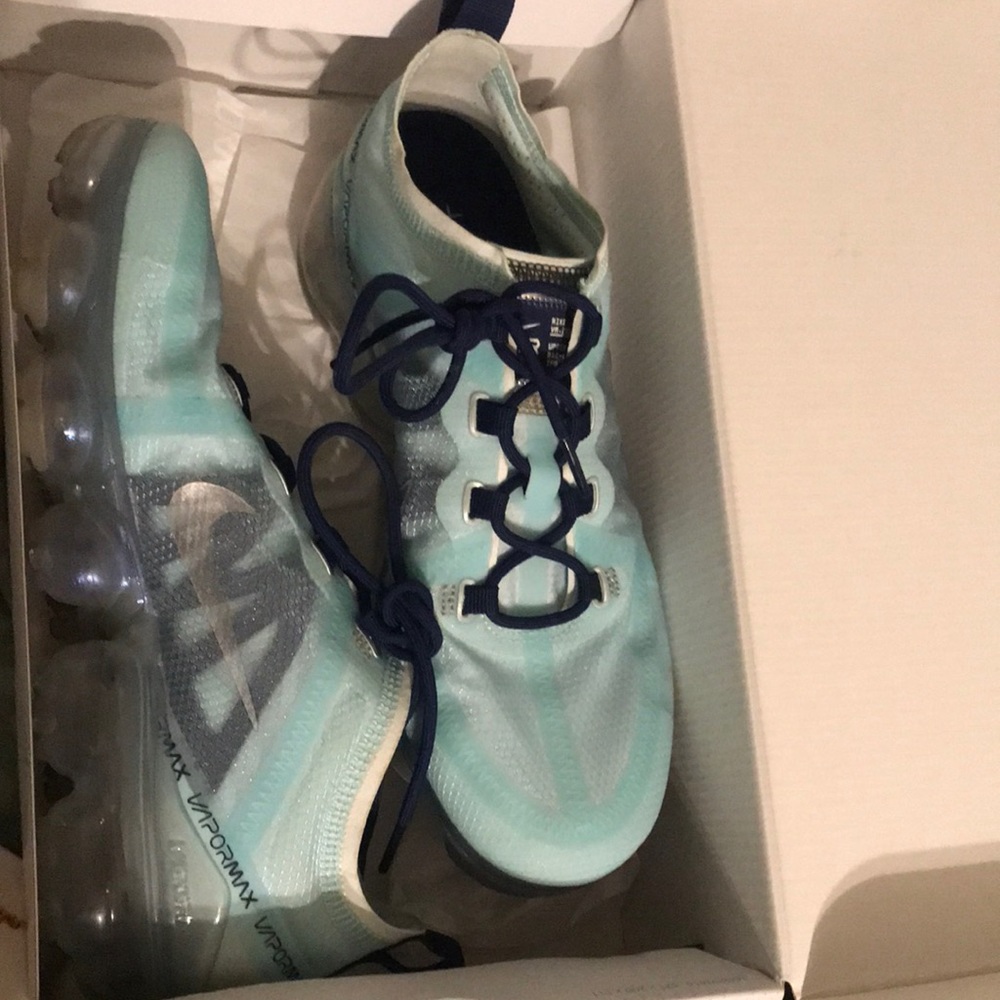 Vapormax- worn a handful of times